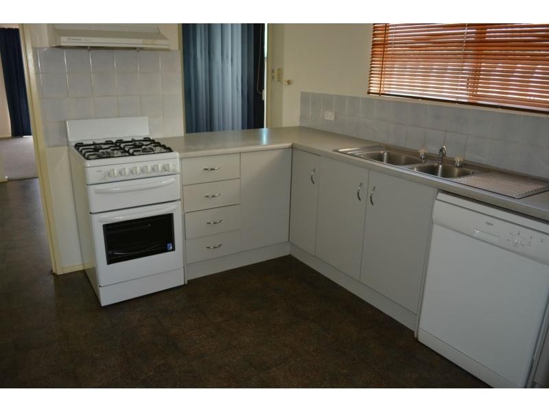 22 Irrapatana Street, Roxby Downs SA 5725