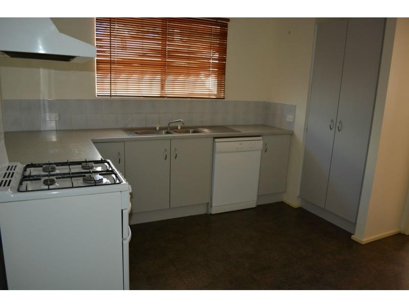 22 Irrapatana Street, Roxby Downs SA 5725