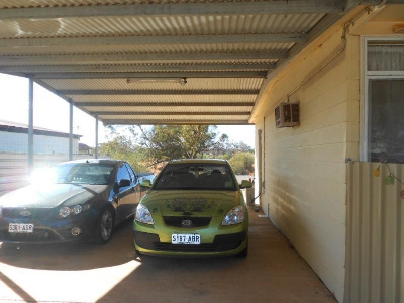 88 Axehead Road, Roxby Downs SA 5725