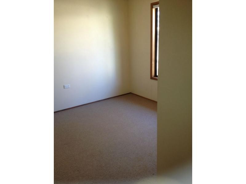 4A Gregory Street, Roxby Downs SA 5725