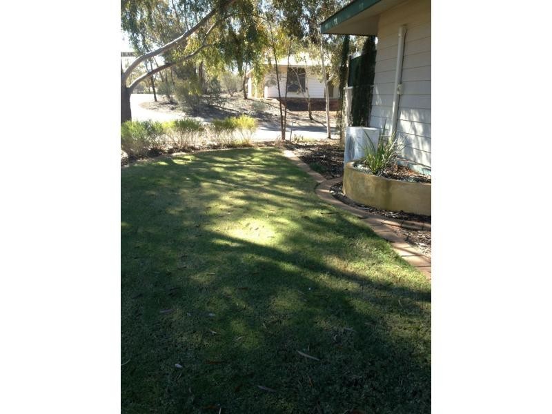 4A Gregory Street, Roxby Downs SA 5725