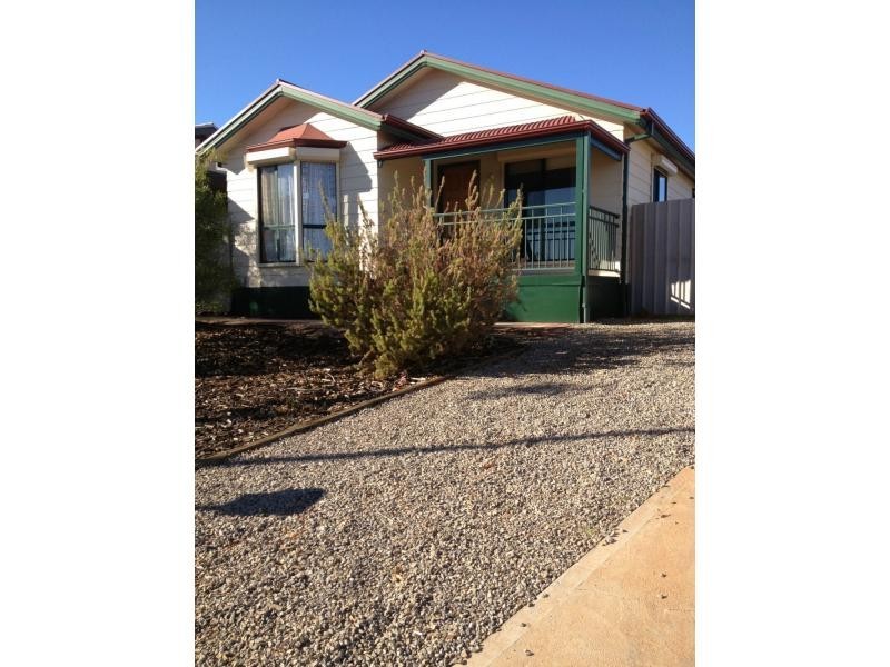 40 Tiliqua Crescent, Roxby Downs SA 5725