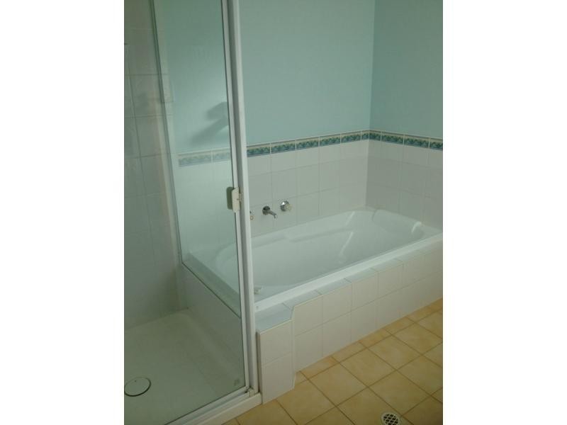 40 Tiliqua Crescent, Roxby Downs SA 5725