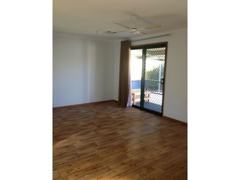 40 Tiliqua Crescent, Roxby Downs SA 5725