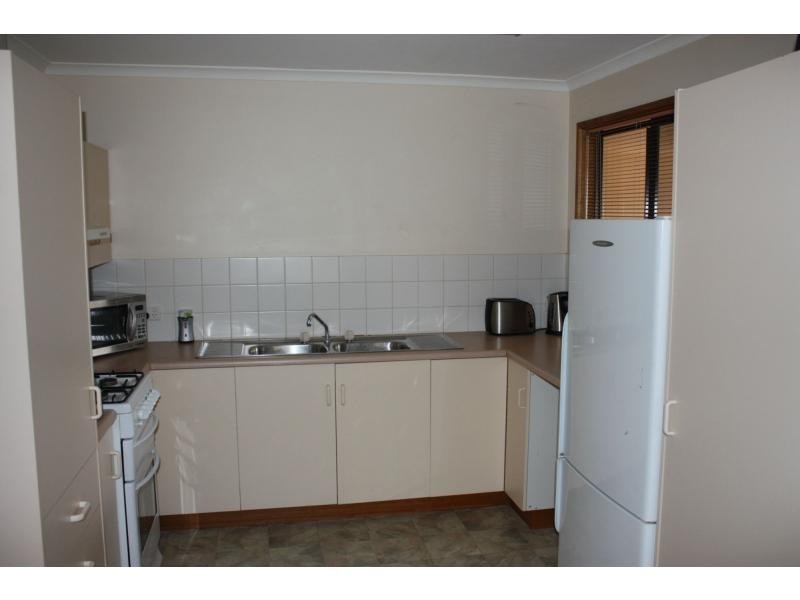 27A Finniss Street, Roxby Downs SA 5725