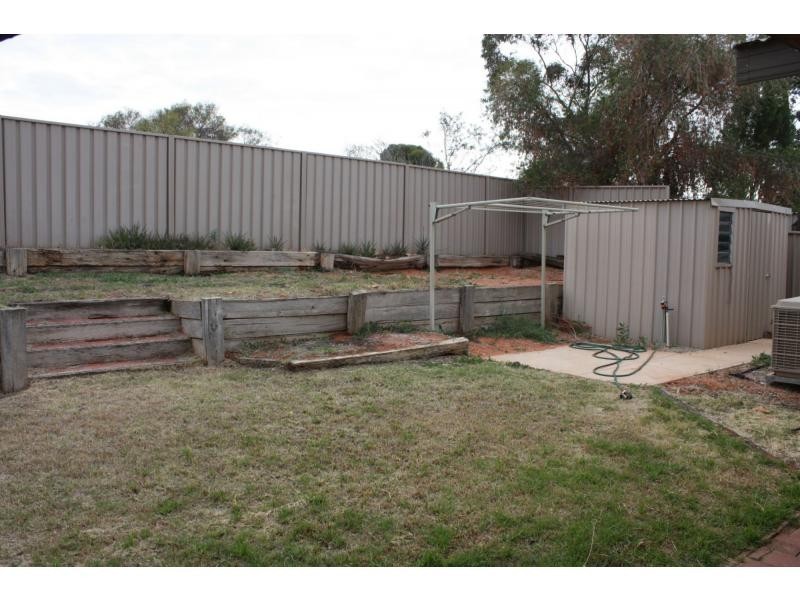 27A Finniss Street, Roxby Downs SA 5725