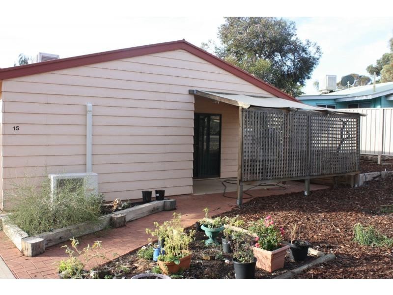 15 Mulgaria Crescent, Roxby Downs SA 5725