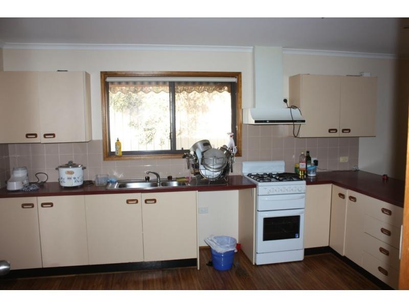 15 Mulgaria Crescent, Roxby Downs SA 5725