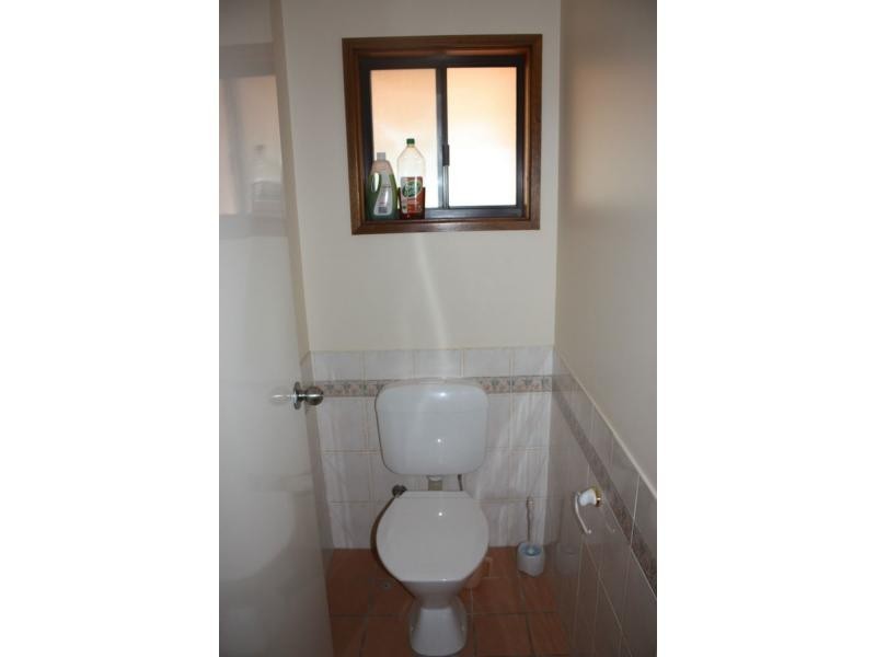 15 Mulgaria Crescent, Roxby Downs SA 5725