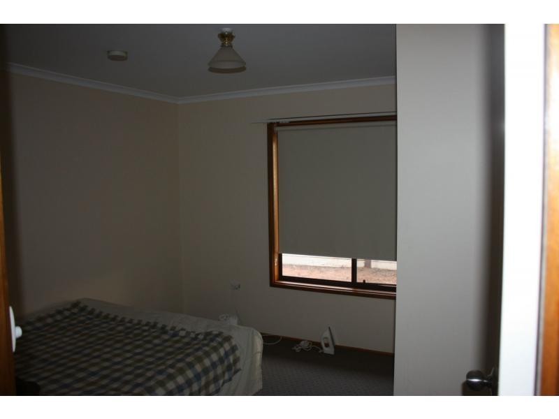 15 Mulgaria Crescent, Roxby Downs SA 5725