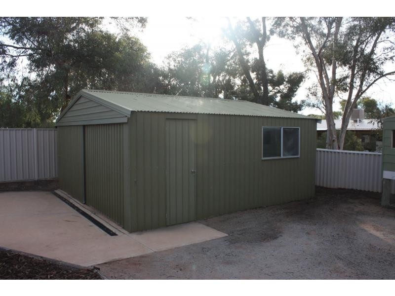 15 Mulgaria Crescent, Roxby Downs SA 5725