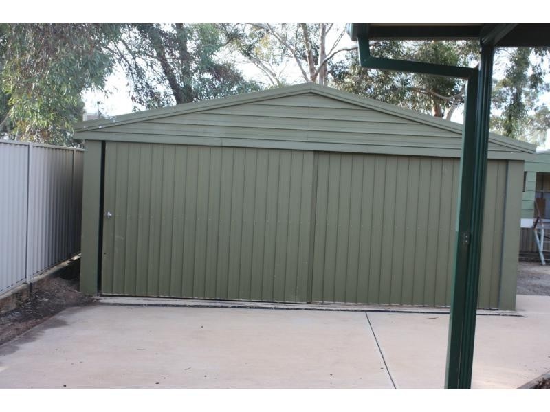 15 Mulgaria Crescent, Roxby Downs SA 5725