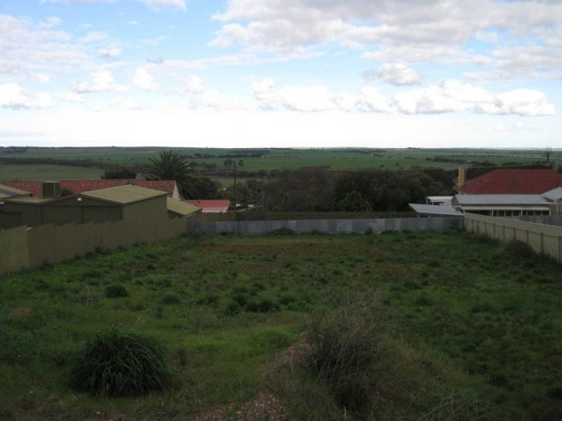 14 Clinton Road, Maitland SA 5573