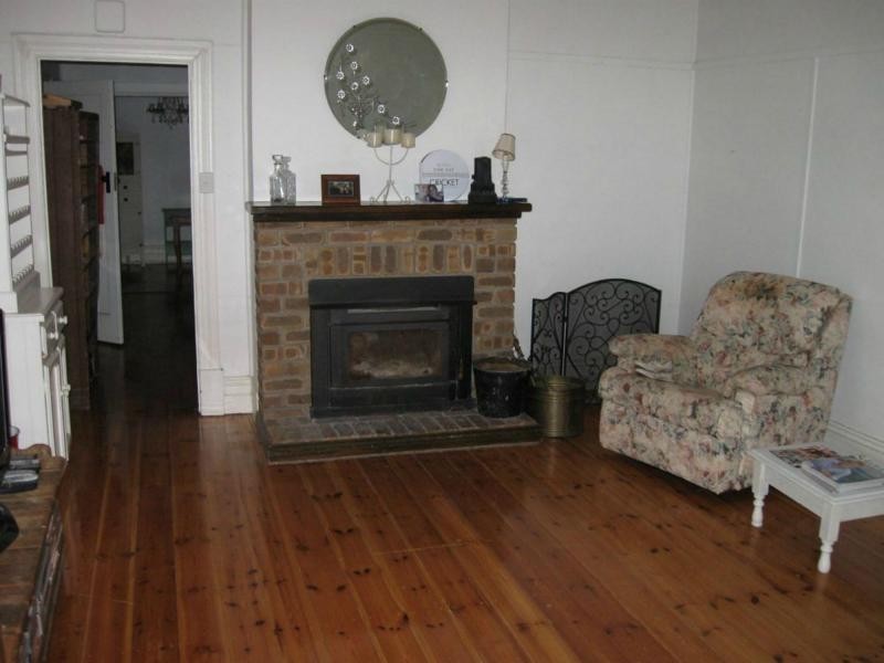 27 Elizabeth Road, Maitland SA 5573