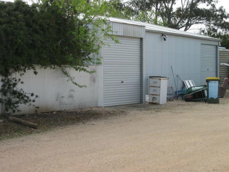 27 Elizabeth Road, Maitland SA 5573