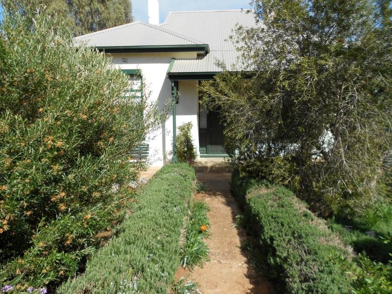 3 Dee Road, Stone Hut SA 5480