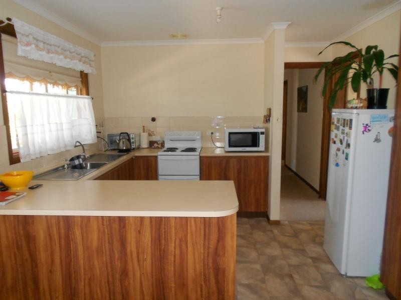 34 Bain Avenue, Napperby SA 5540