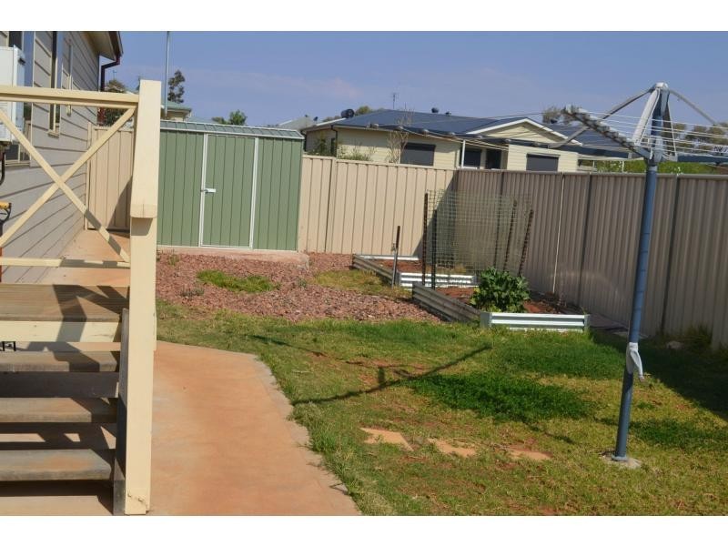 11 Callitris Circuit, Roxby Downs SA 5725