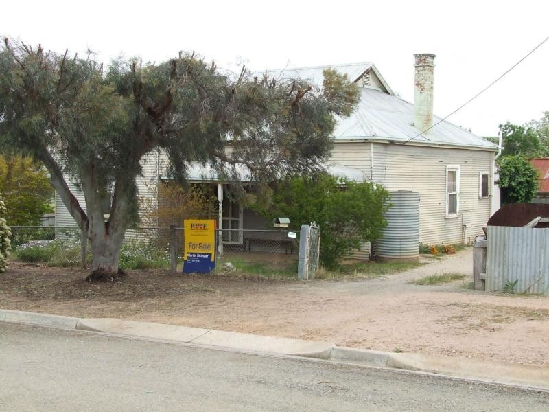 20 First Street, Wirrabara SA 5481