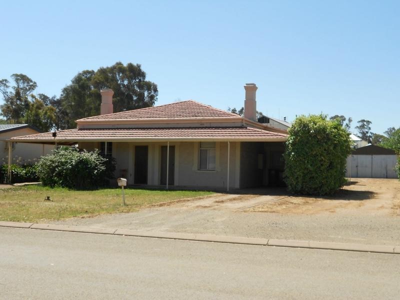 12A & 12B Muirkirk Street, Jamestown SA 5491
