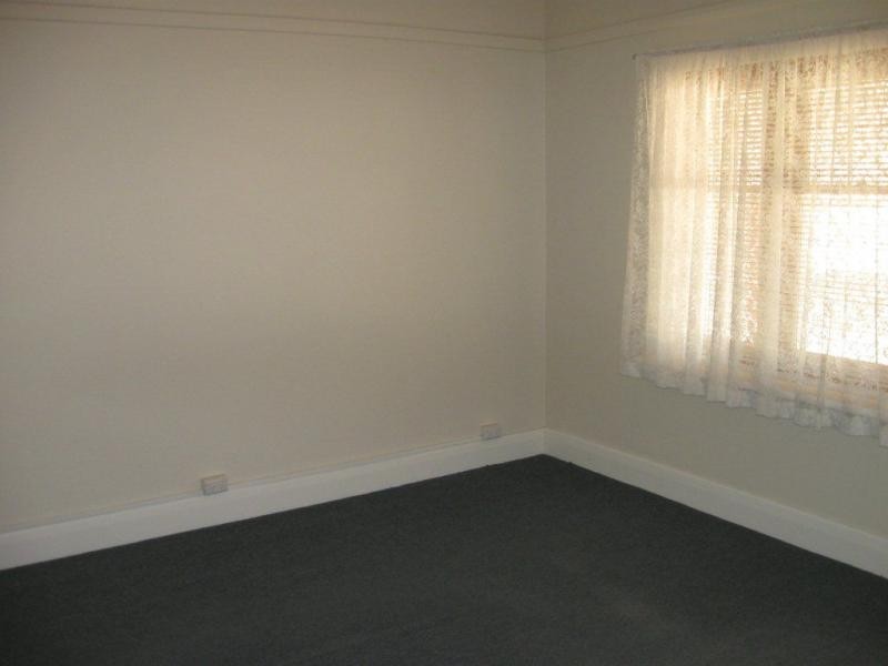 18 Caroline Street, Maitland SA 5573