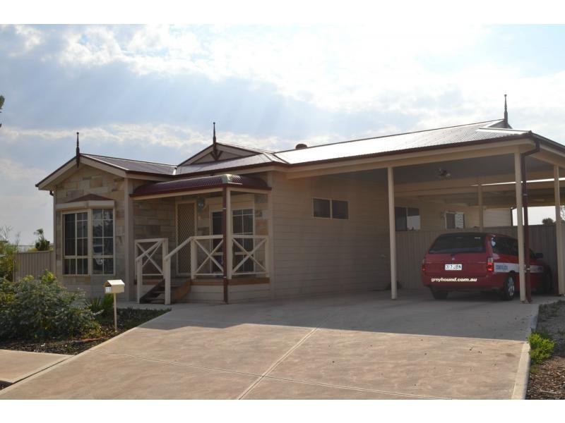 11 Callitris Circuit, Roxby Downs SA 5725