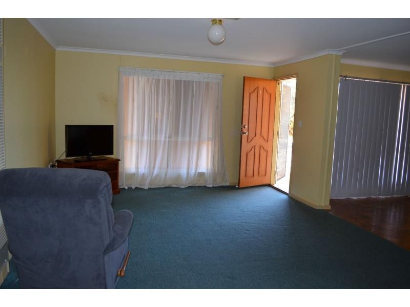 16 Melaleuca Court, Roxby Downs SA 5725