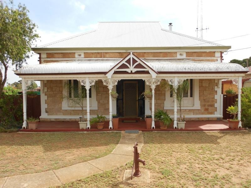 19 Darbon Terrace, Crystal Brook SA 5523