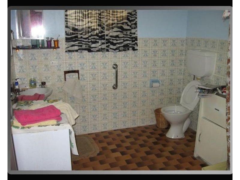 24 Mesnil Drive, Port Clinton SA 5570