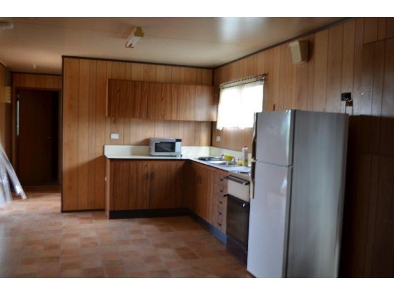 Unit 14/14 Grevillea Road, Myall Grove Caravan Park, Roxby Downs SA 5725