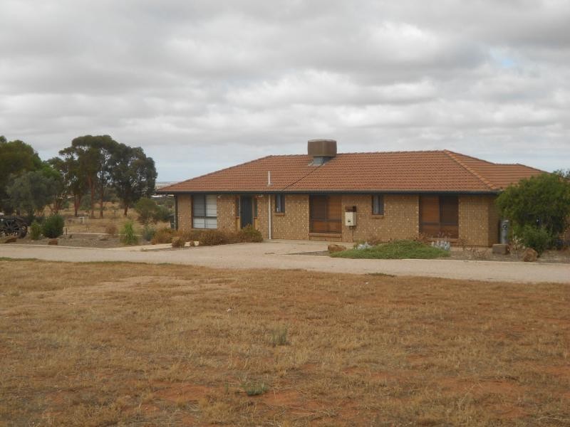 104 Scenic Drive, Napperby SA 5540