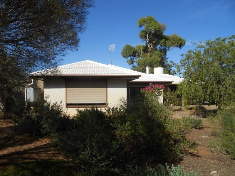 648 Railway Terrace, Bungama SA 5540