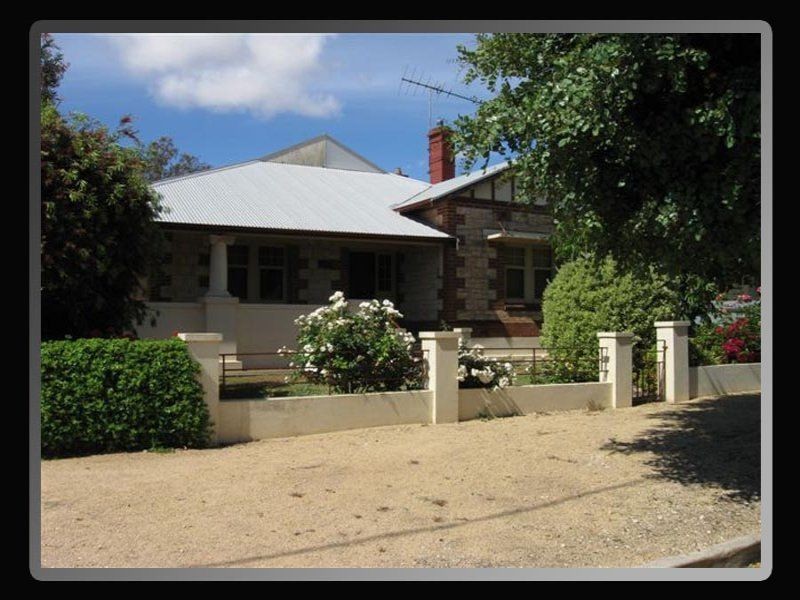 15 Samuel Street, Maitland SA 5573