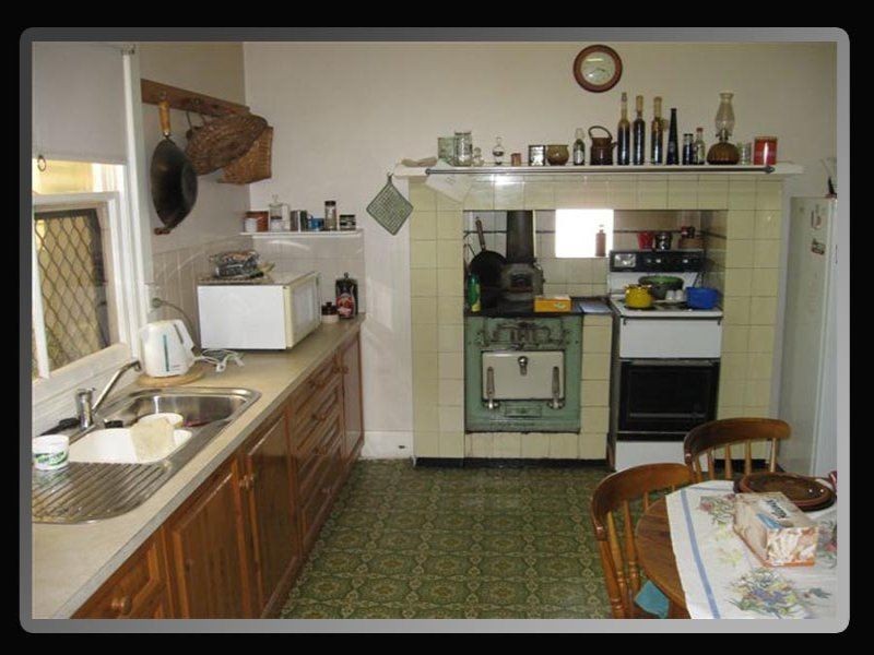 15 Samuel Street, Maitland SA 5573