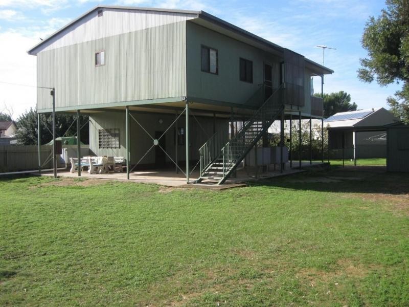 53 Main Street, Pine Point SA 5571