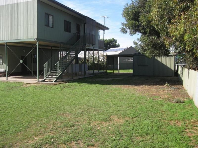 53 Main Street, Pine Point SA 5571