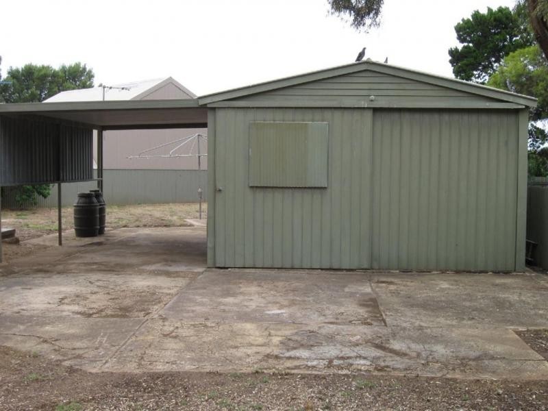 53 Main Street, Pine Point SA 5571