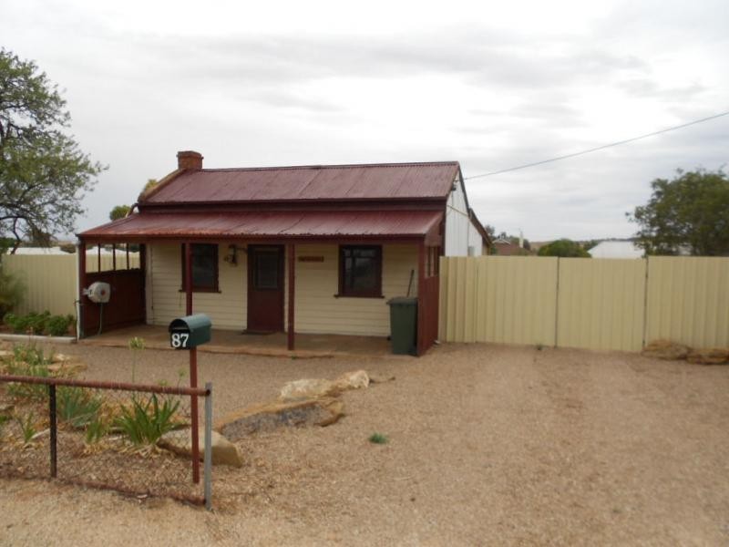 87 Hill Street, Peterborough SA 5422