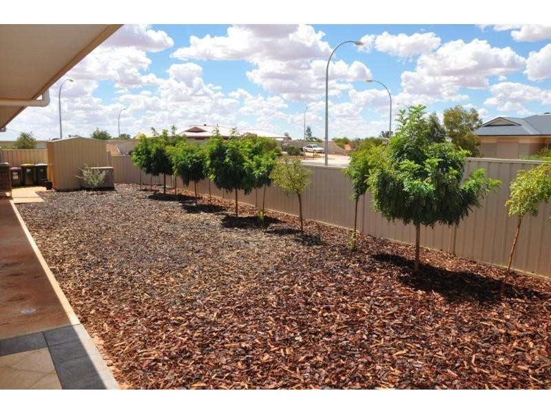 76 Tiliqua Crescent, Roxby Downs SA 5725