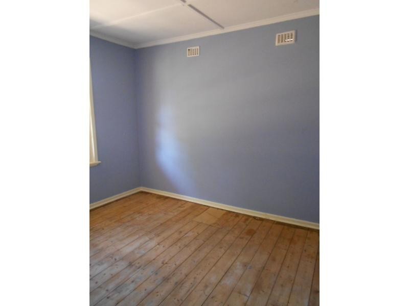 16-18 Giles Street, Crystal Brook SA 5523