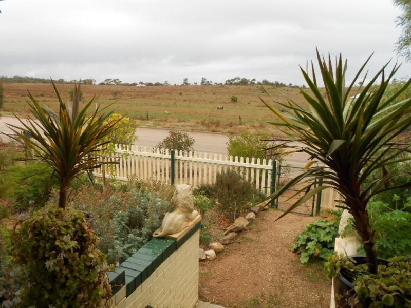 54 Government Road, Peterborough SA 5422