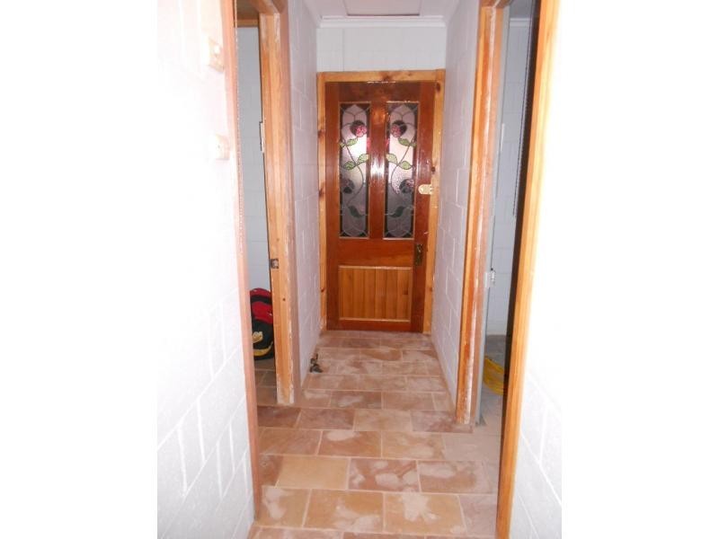 2 Cronin Street, Jamestown SA 5491