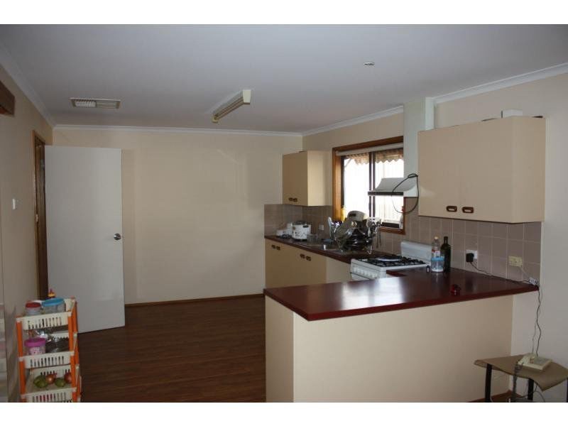 15 Mulgaria Crescent, Roxby Downs SA 5725