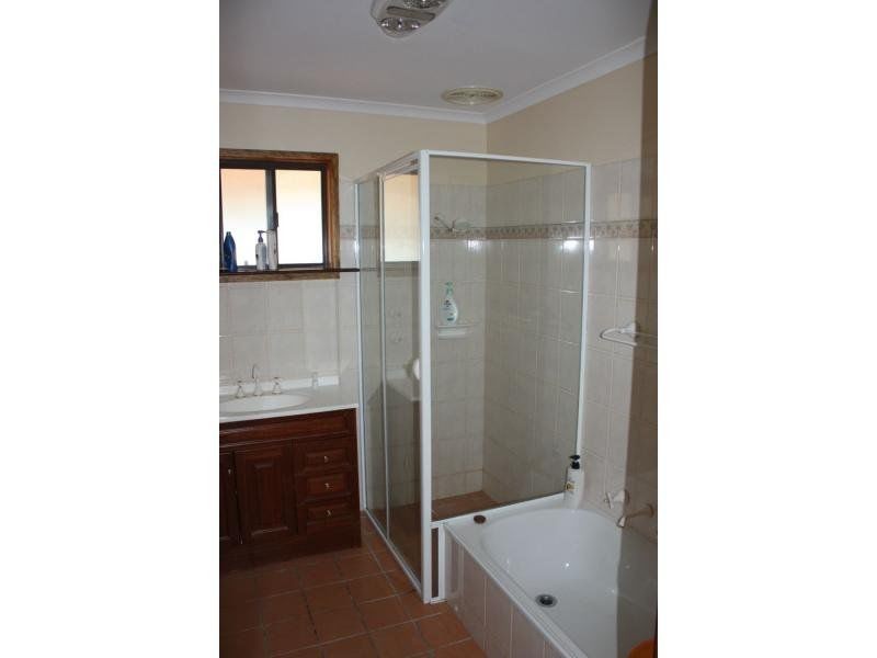 15 Mulgaria Crescent, Roxby Downs SA 5725