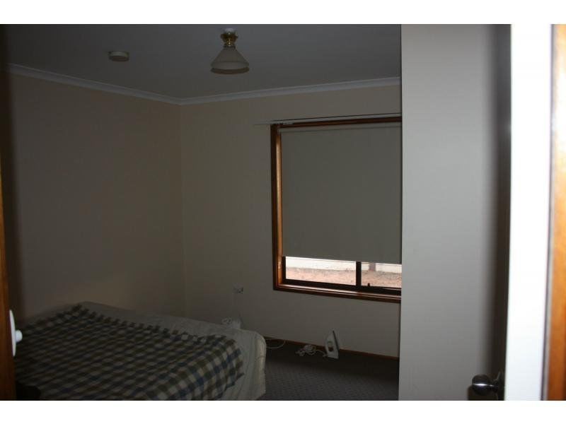 15 Mulgaria Crescent, Roxby Downs SA 5725