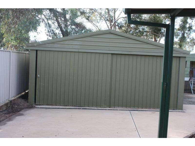 15 Mulgaria Crescent, Roxby Downs SA 5725