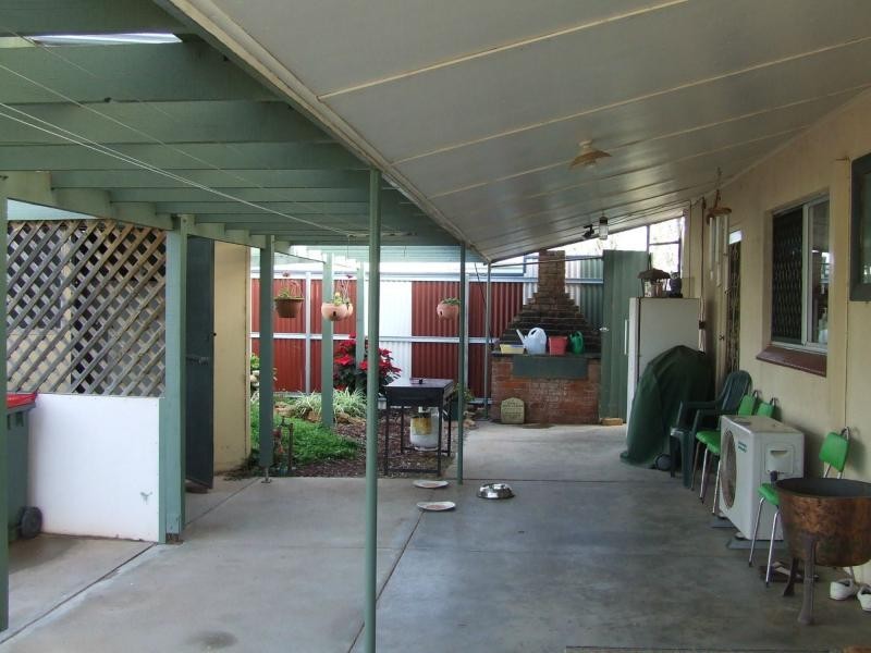 84 Upper Yorke Road, Port Broughton SA 5522