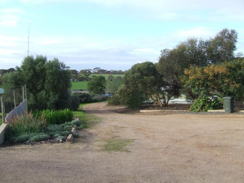 84 Upper Yorke Road, Port Broughton SA 5522