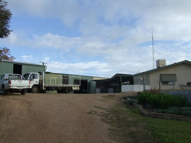 84 Upper Yorke Road, Port Broughton SA 5522