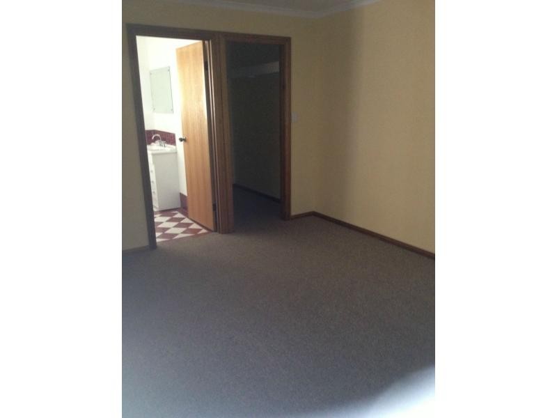 8 Cacatua Close, Roxby Downs SA 5725